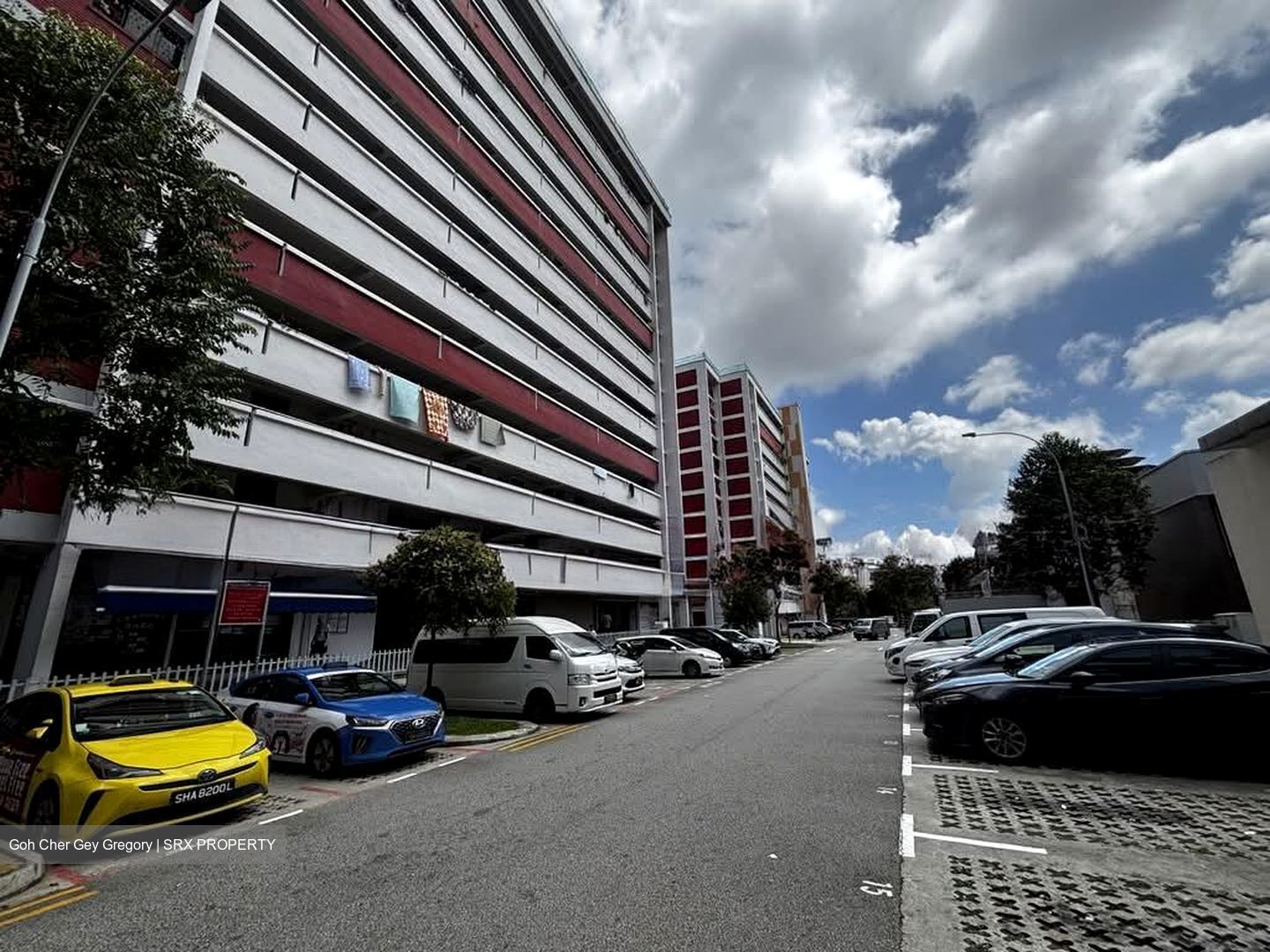 Hougang Avenue 3 (D19), Shop House #553609601
